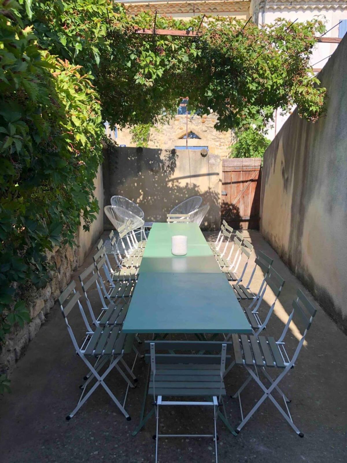 Maison Cosy Lodge 15 P Clim Wifi Cour Garage Montfrin Exteriér fotografie